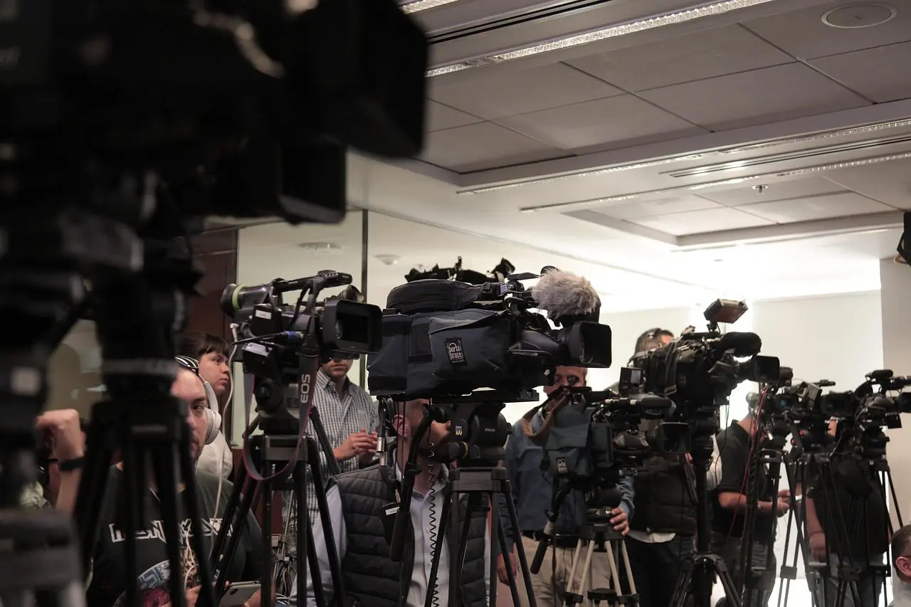 cameras, filming, media, reporters, conference, video, interview, tripod, cameramen, interview, interview, interview, interview, interview